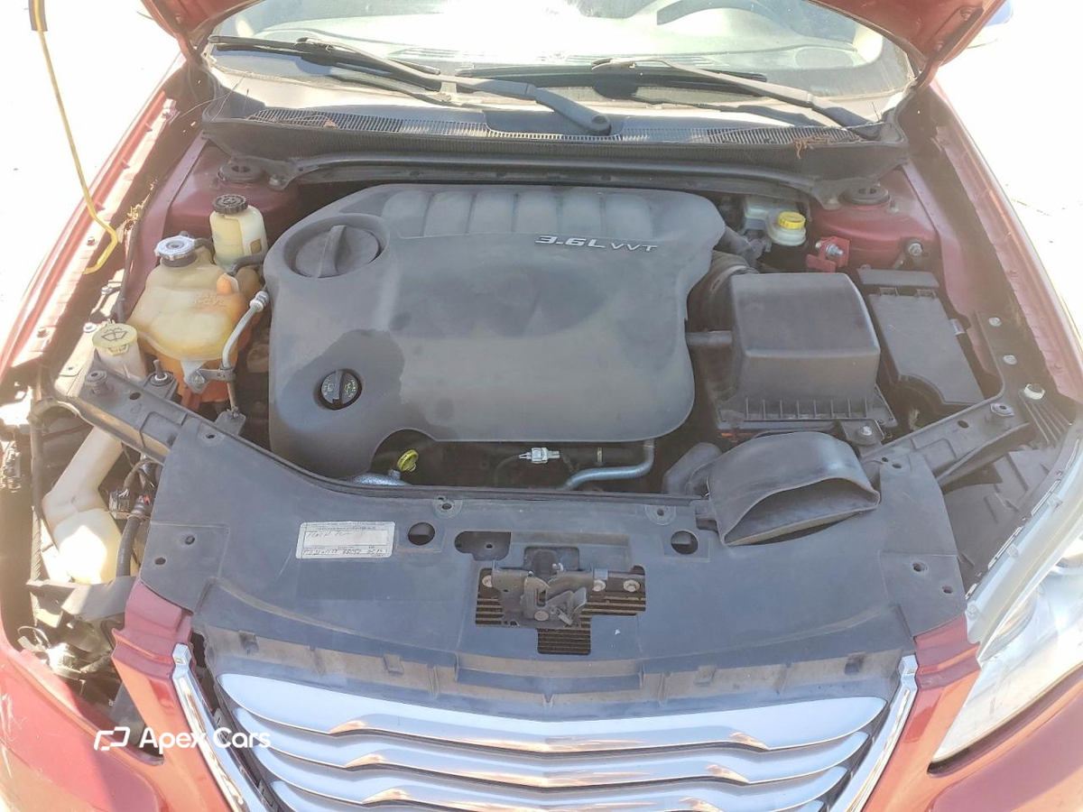 Chrysler 200 2012