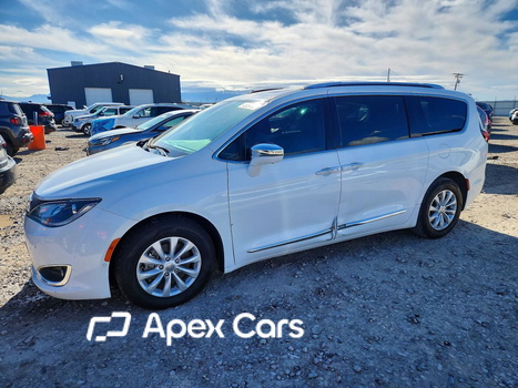 Chrysler Pacifica 2017 - Zdjęcie 1 z 12