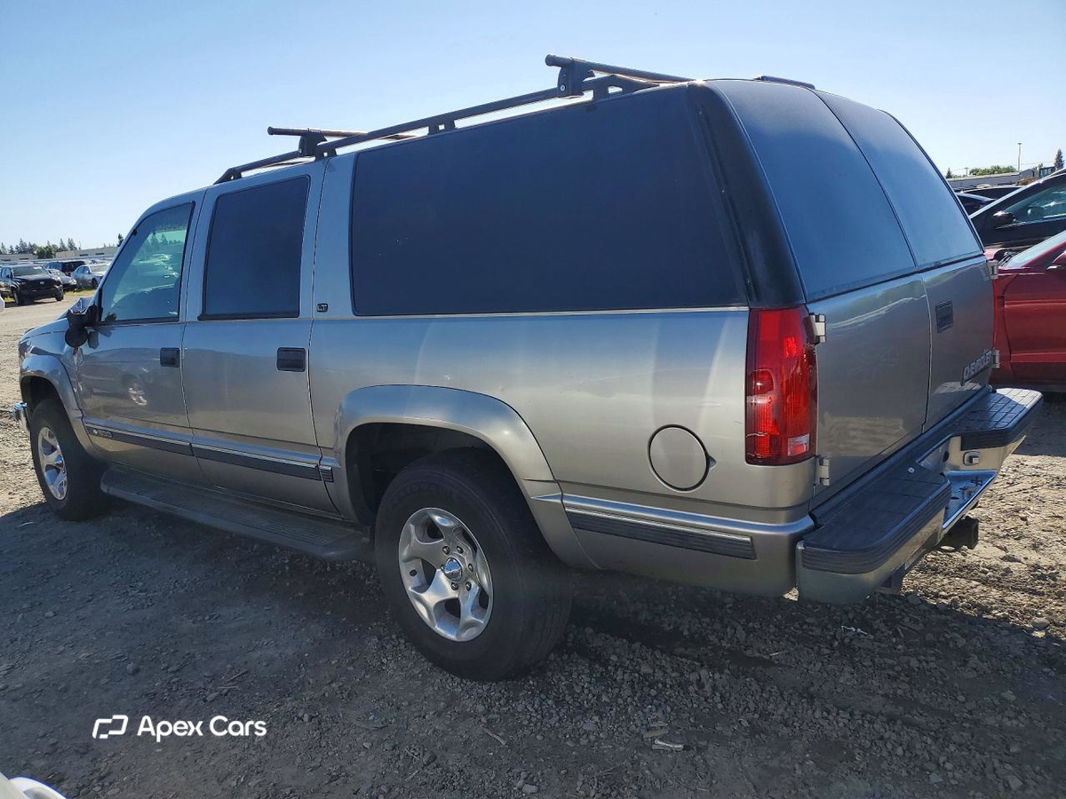 Chevrolet Suburban 1999