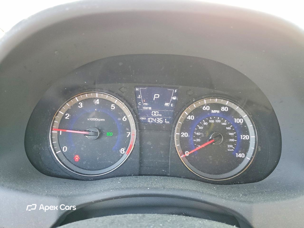 Hyundai Accent 2012