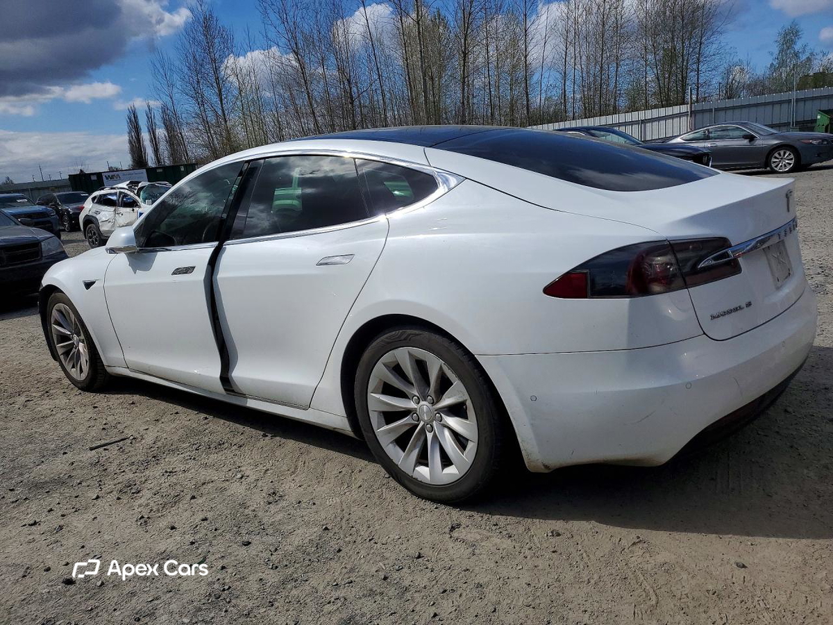 Tesla Model S 2016