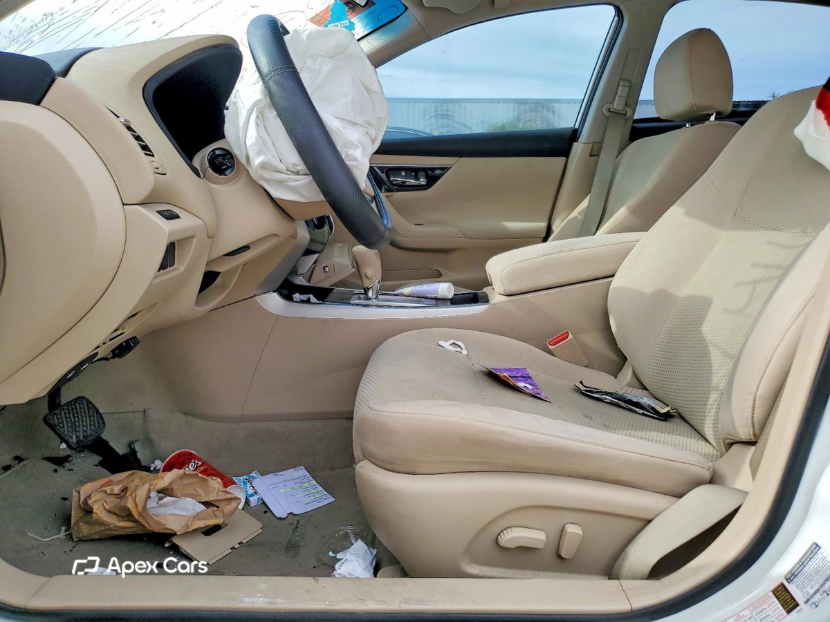 Nissan Altima 2014
