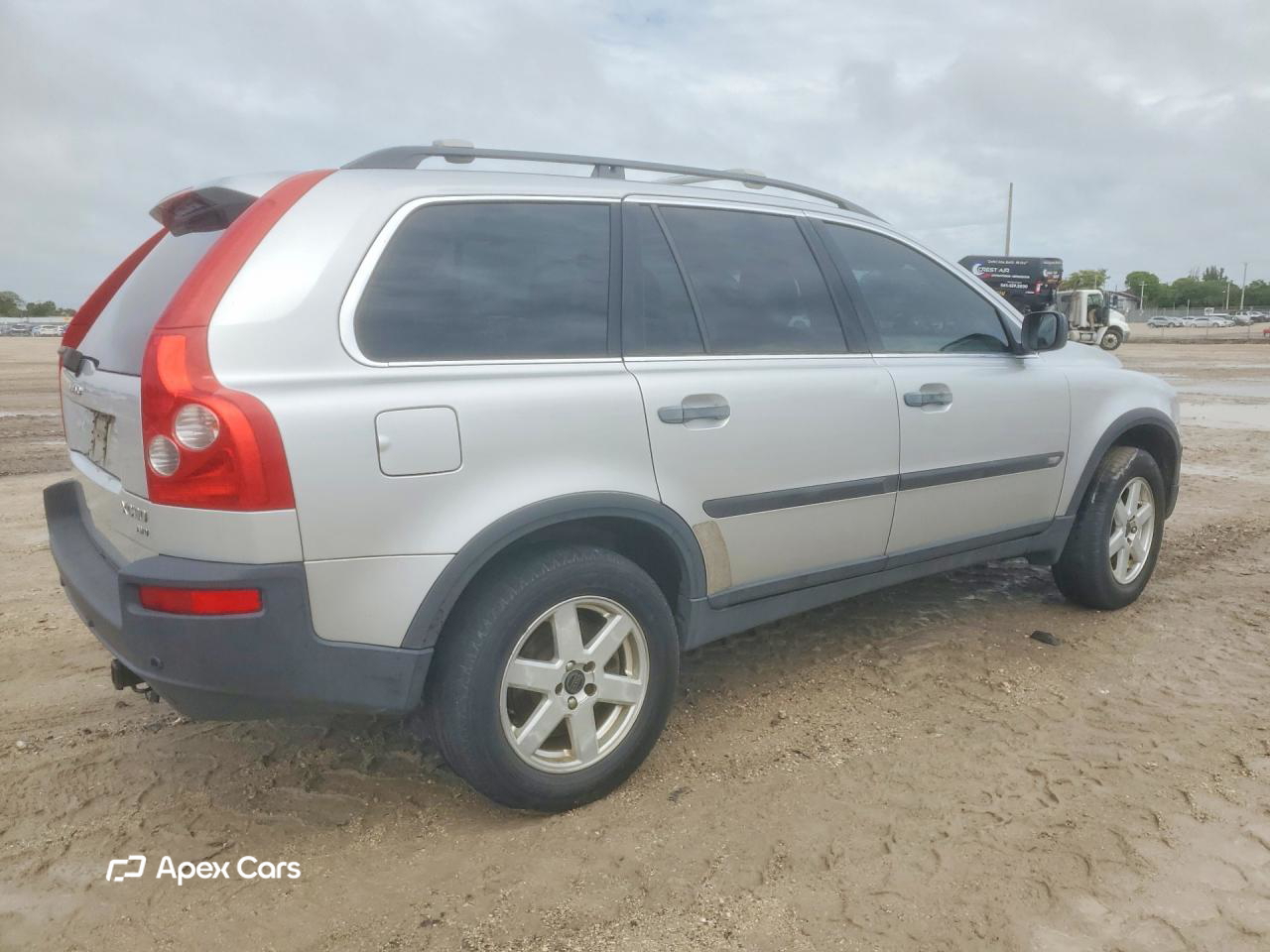 Volvo XC90 2004