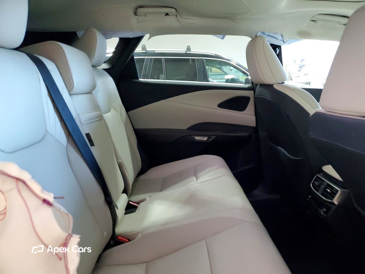 Lexus RX 2024