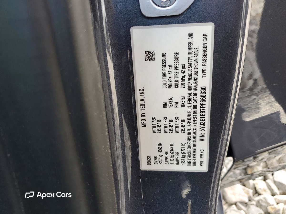 Tesla Model 3 2023