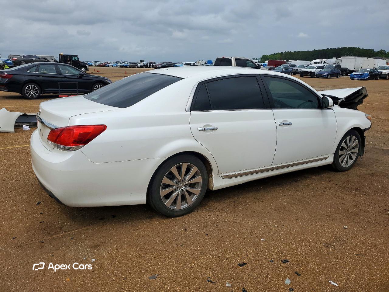 Toyota Avalon 2011