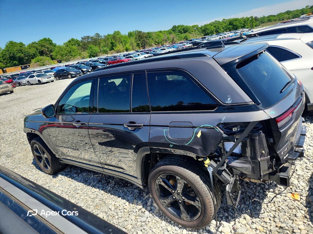 Jeep Cherokee 2024
