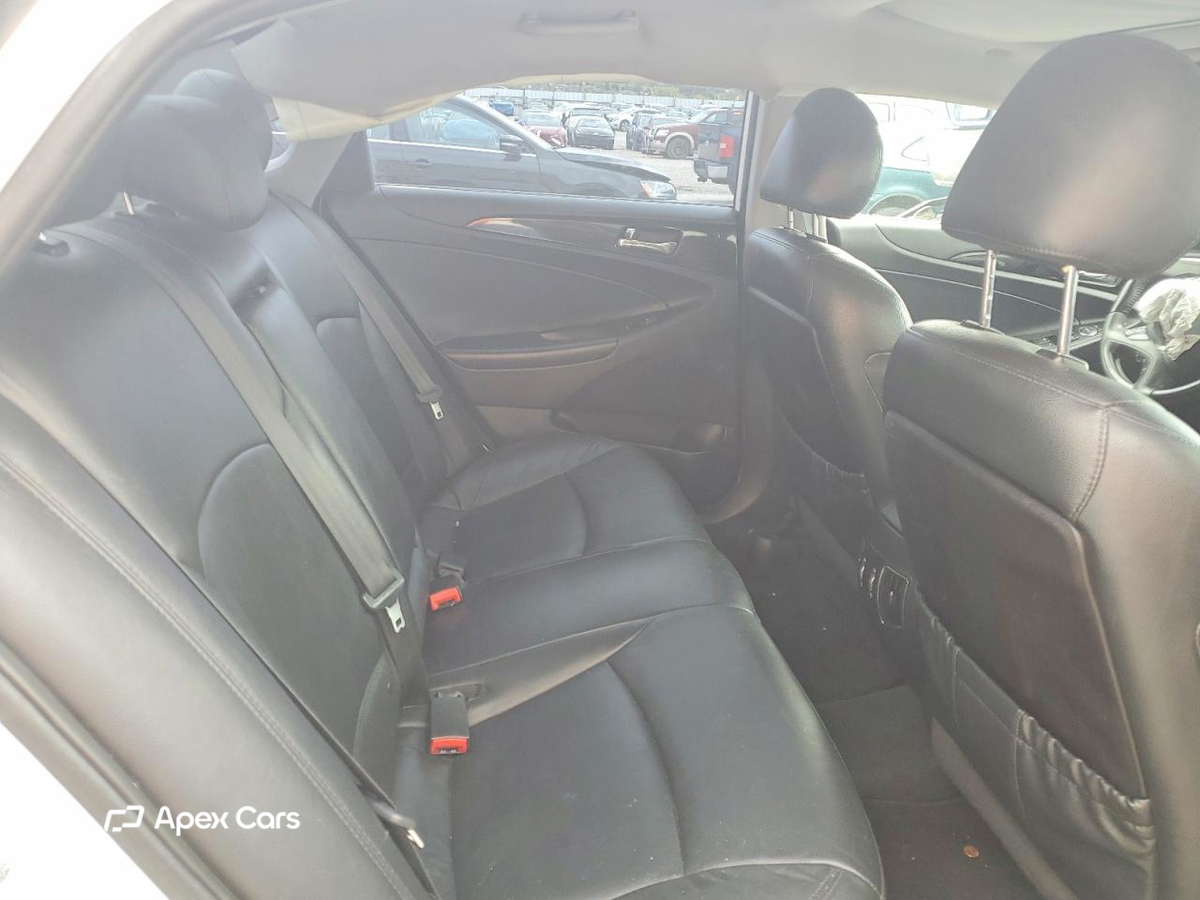 Hyundai Sonata 2012