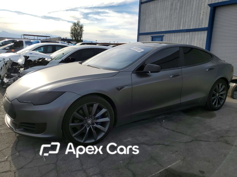 Tesla Model S 2015 - Image 1 of 13
