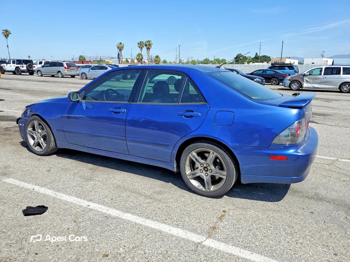Lexus IS 2003