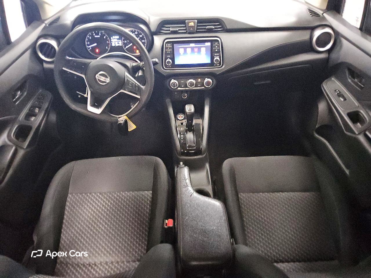 Nissan Versa 2021
