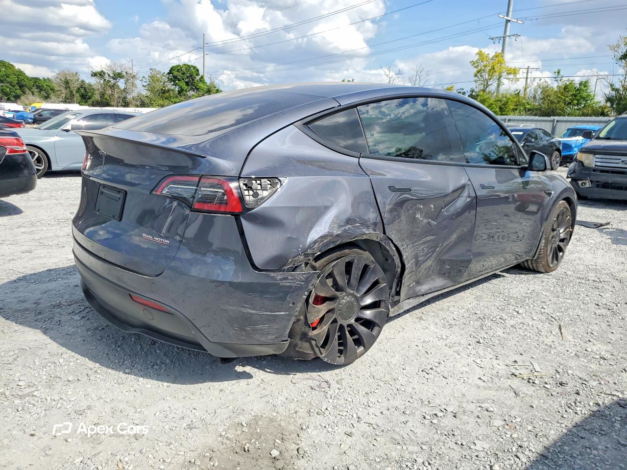 Tesla Model Y 2022