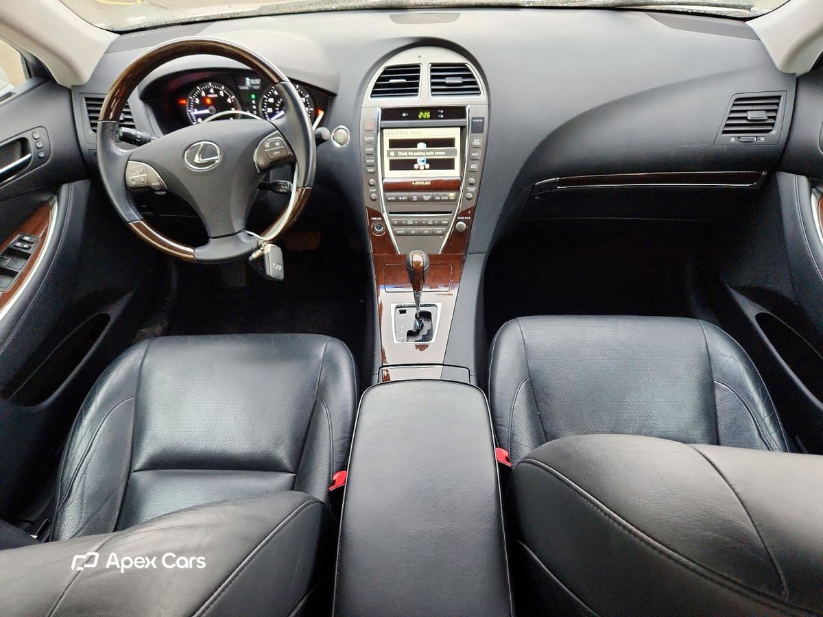 Lexus ES 2011