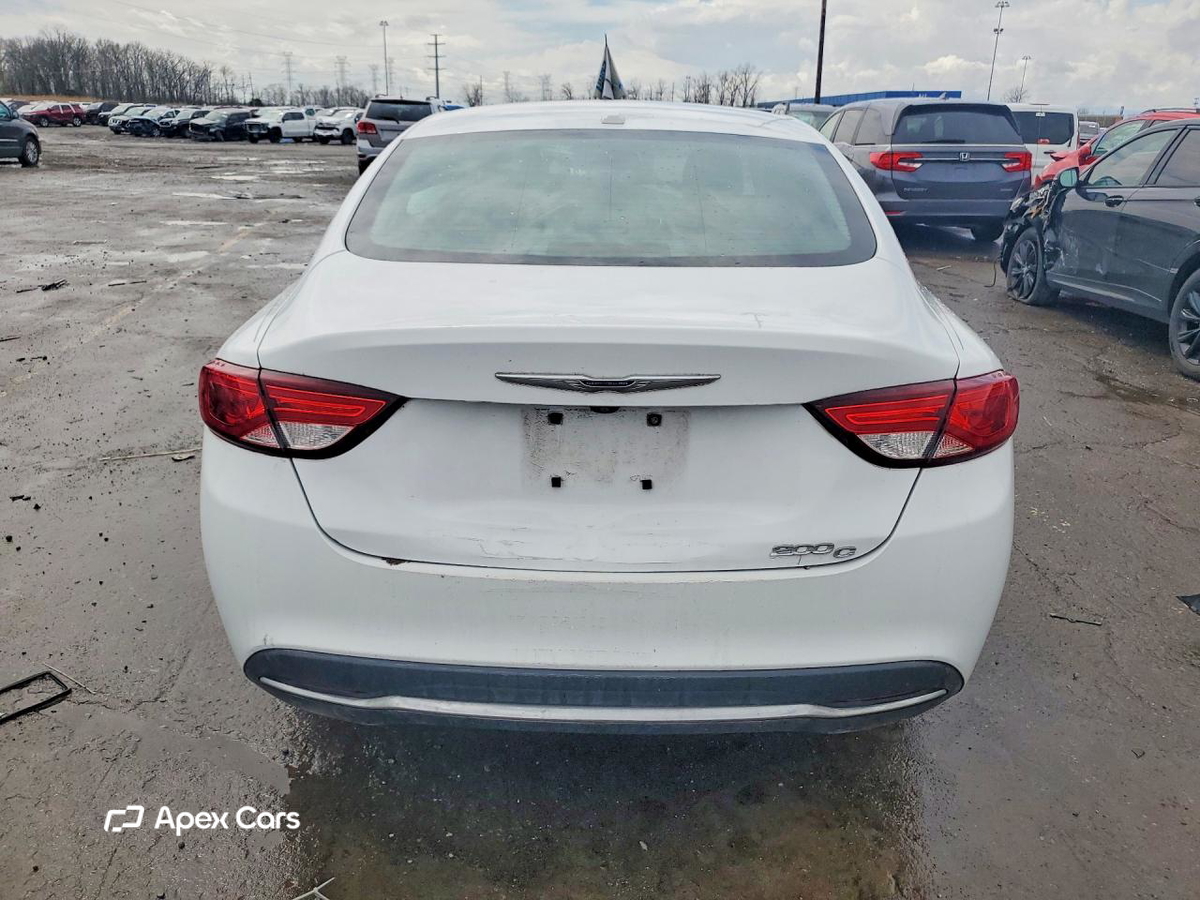 Chrysler 200 2015