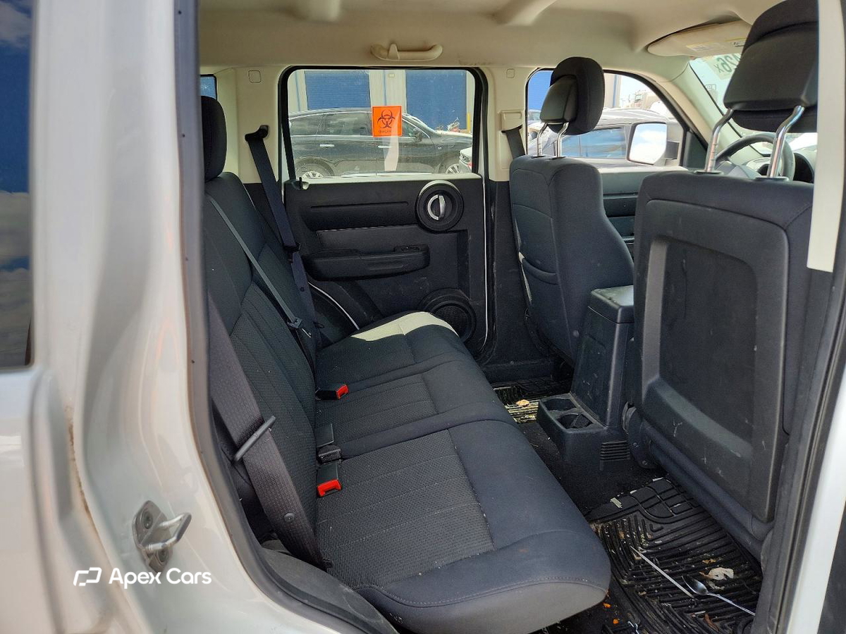 Dodge Nitro 2011