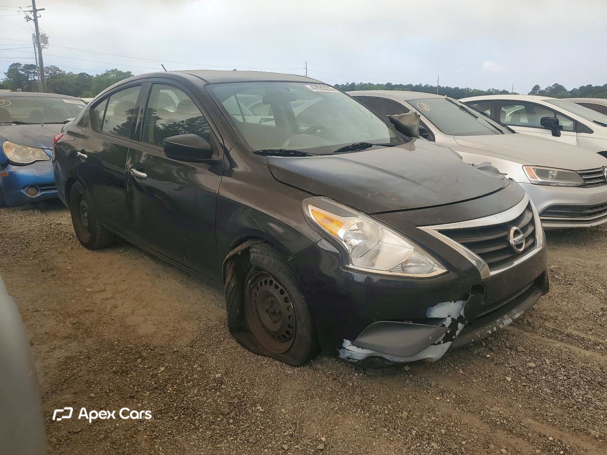 Nissan Versa 2017