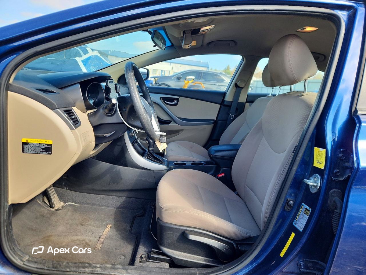 Hyundai Elantra 2016