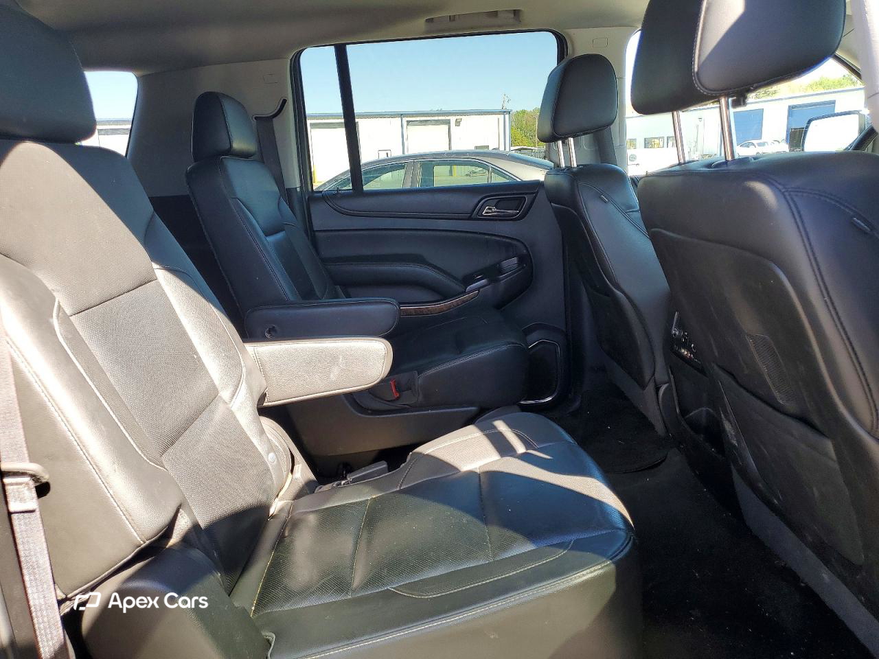 Chevrolet Suburban 2016