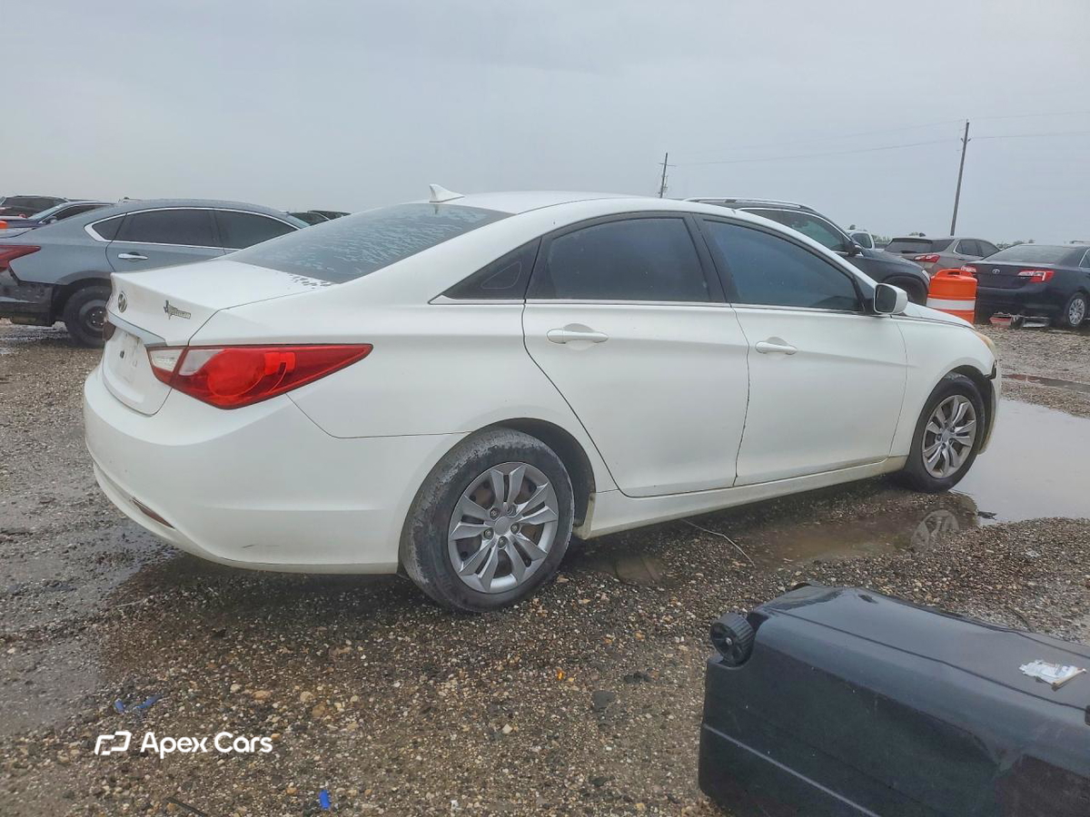 Hyundai Sonata 2011