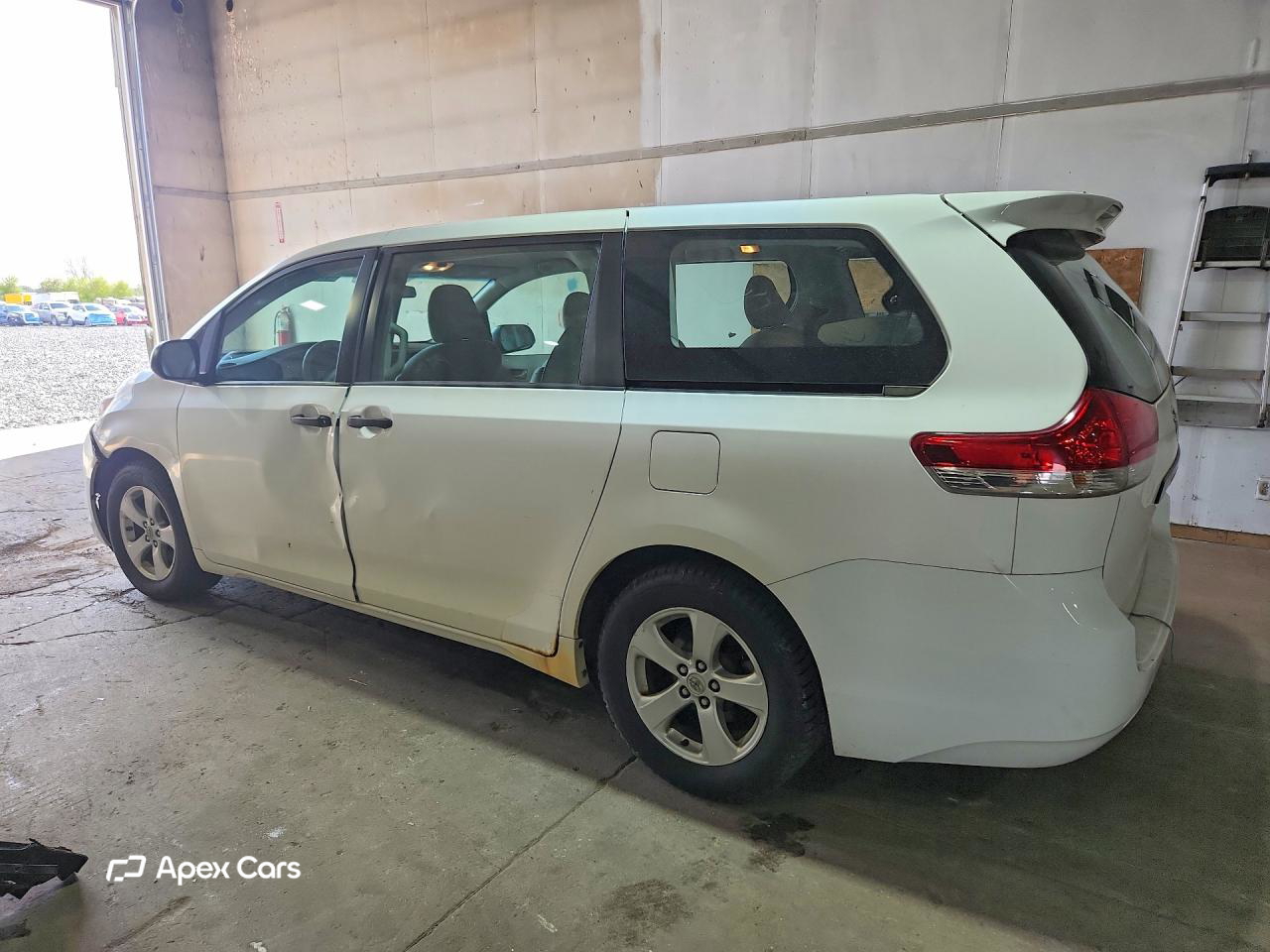 Toyota Sienna 2012