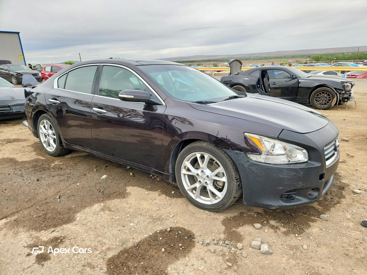Nissan Maxima 2012