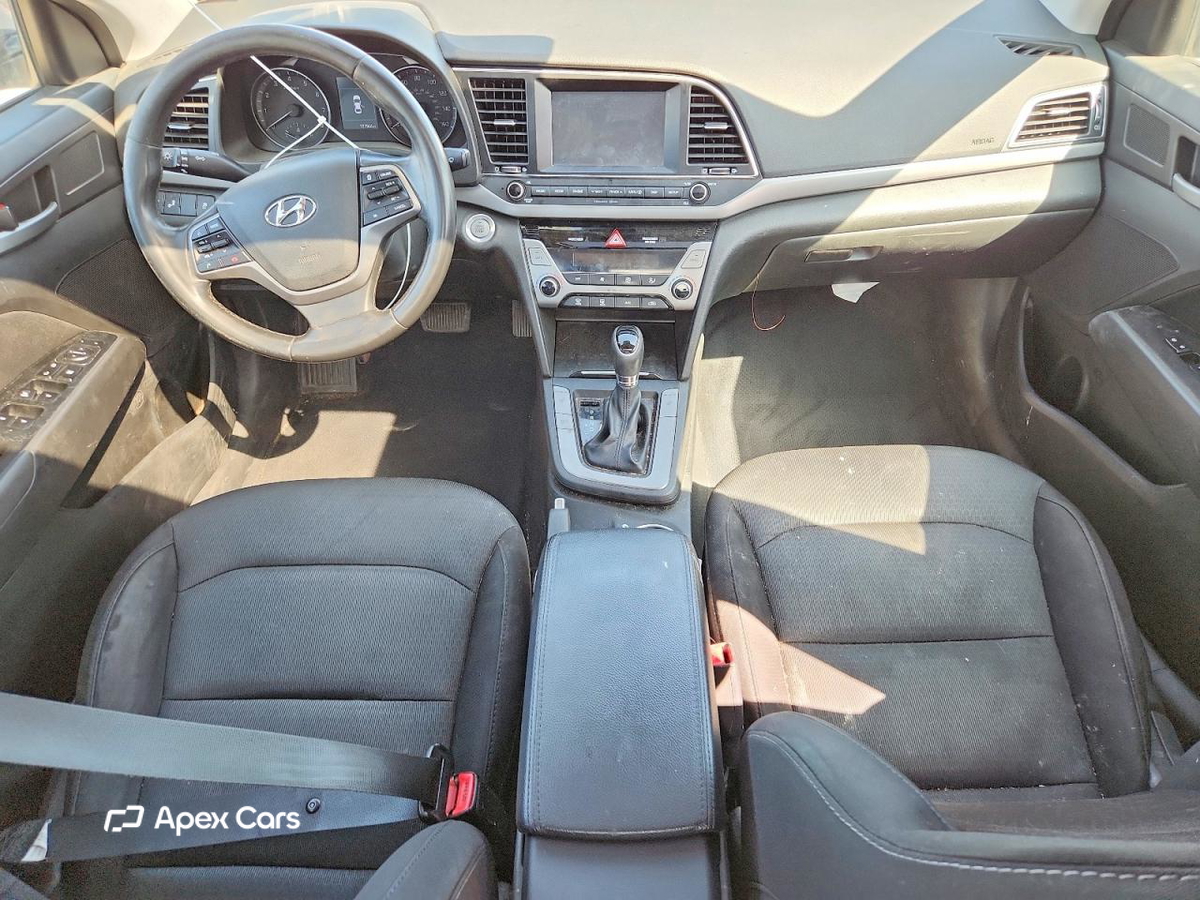 Hyundai Elantra 2017