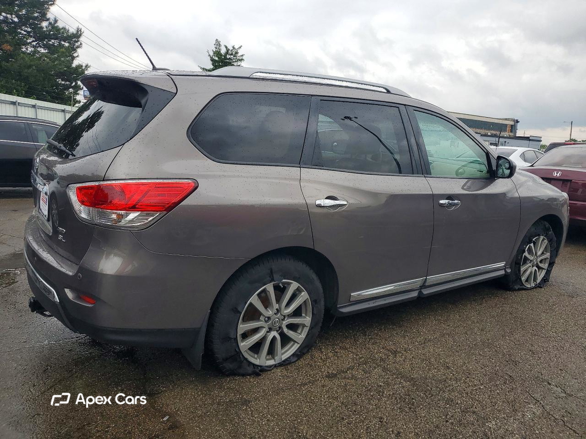 Nissan Pathfinder 2014
