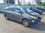 Toyota Sienna 2015