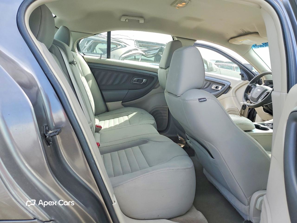 Ford Taurus 2012