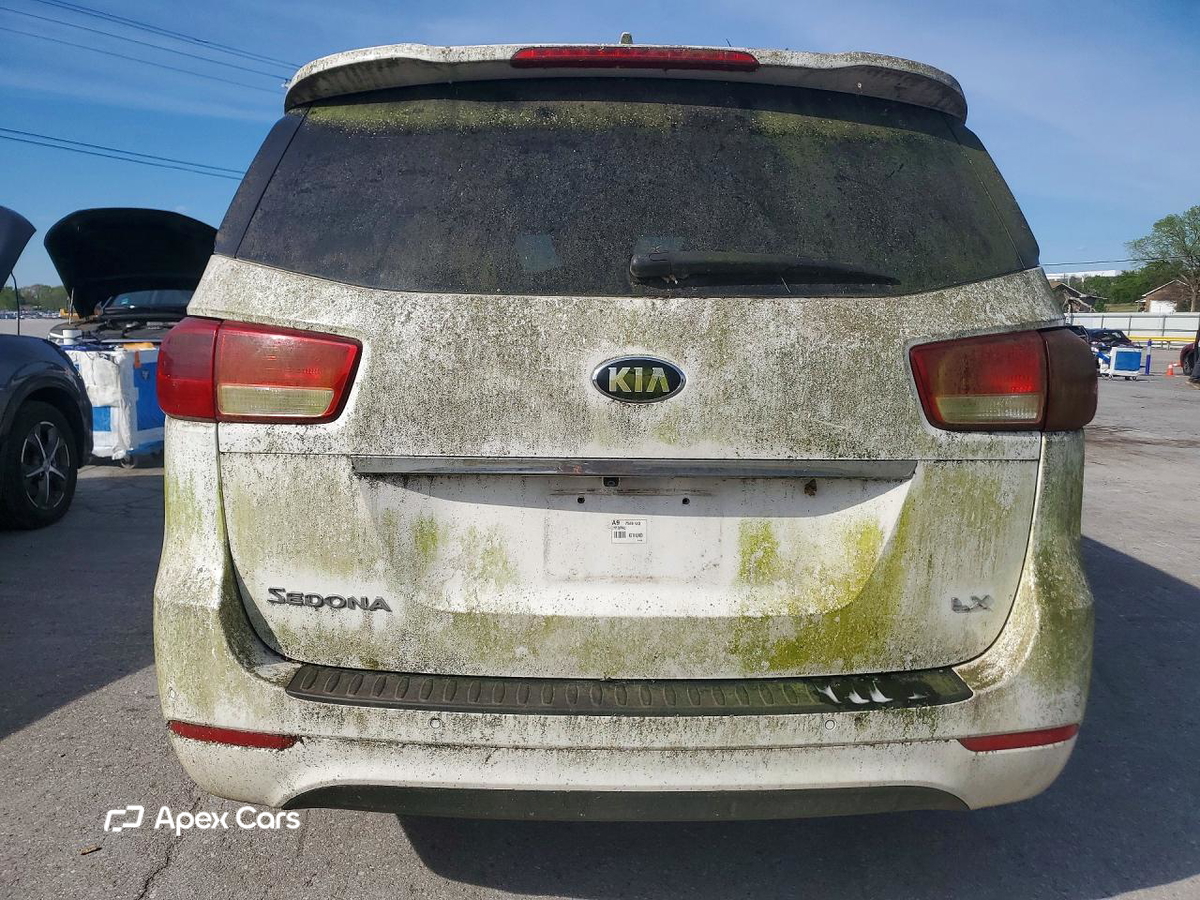 Kia Sedona 2015