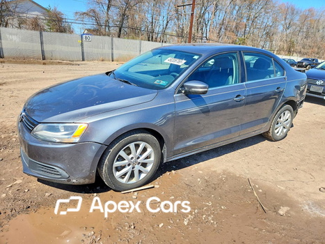 Volkswagen Jetta 2013 - Zdjęcie 1 z 13