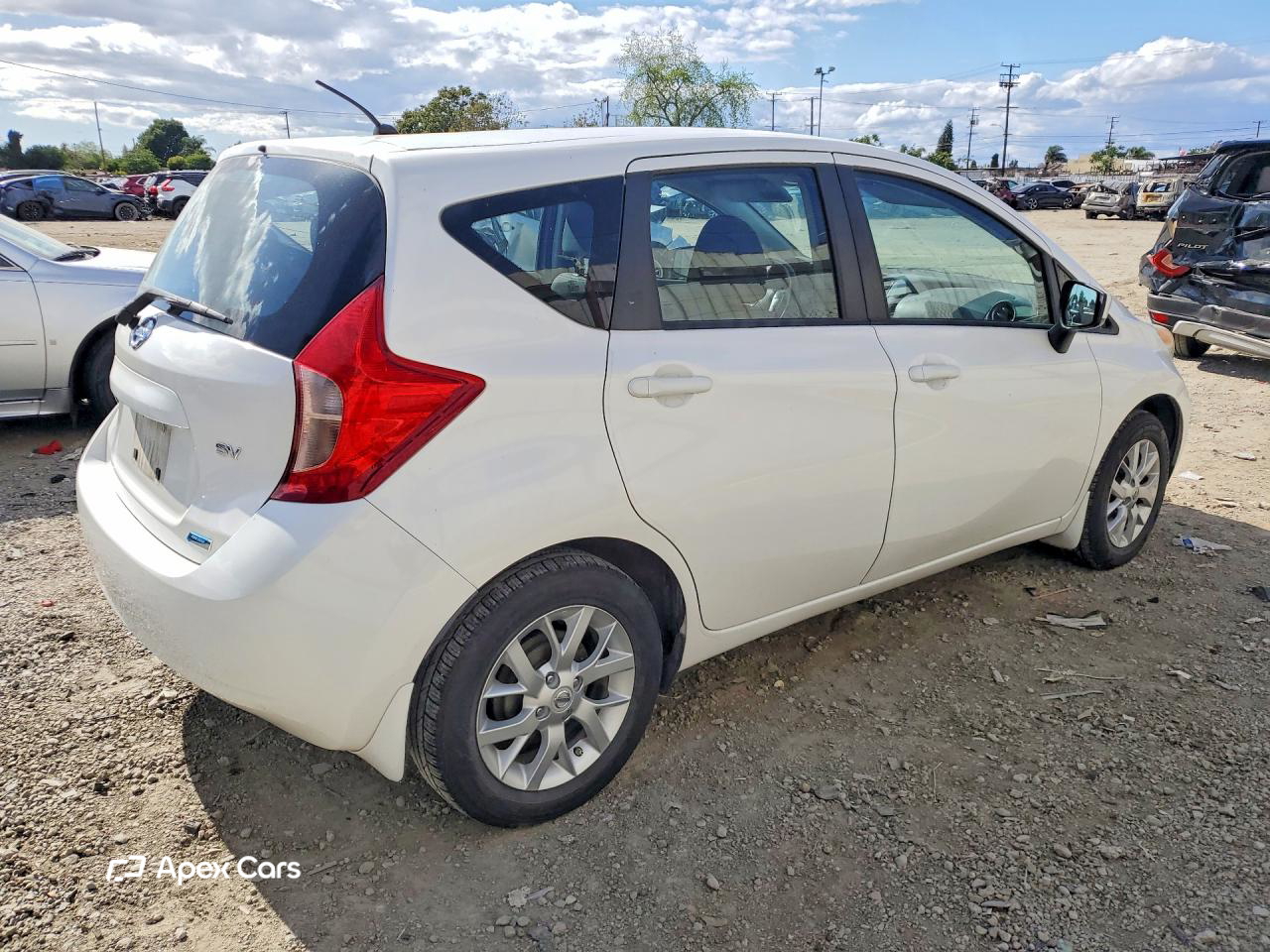Nissan Versa 2015