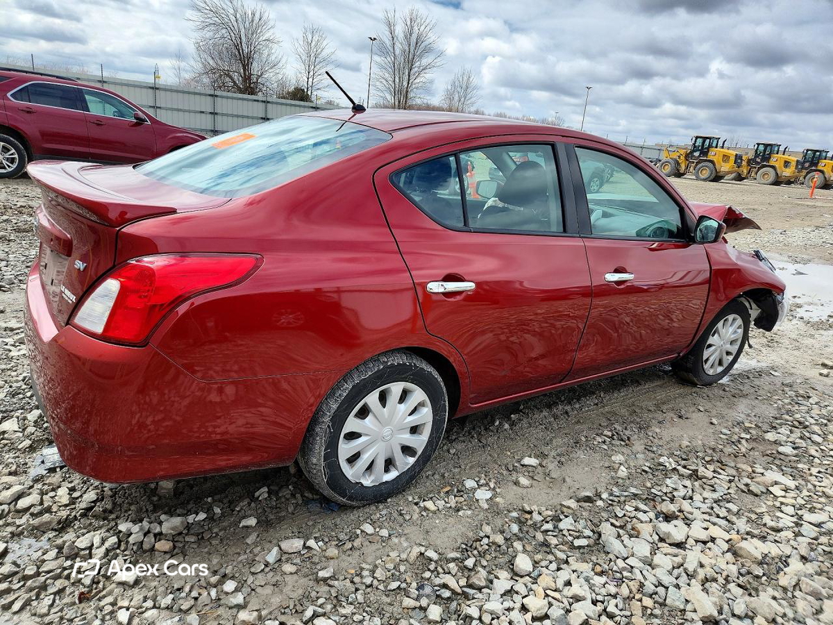 Nissan Versa 2018