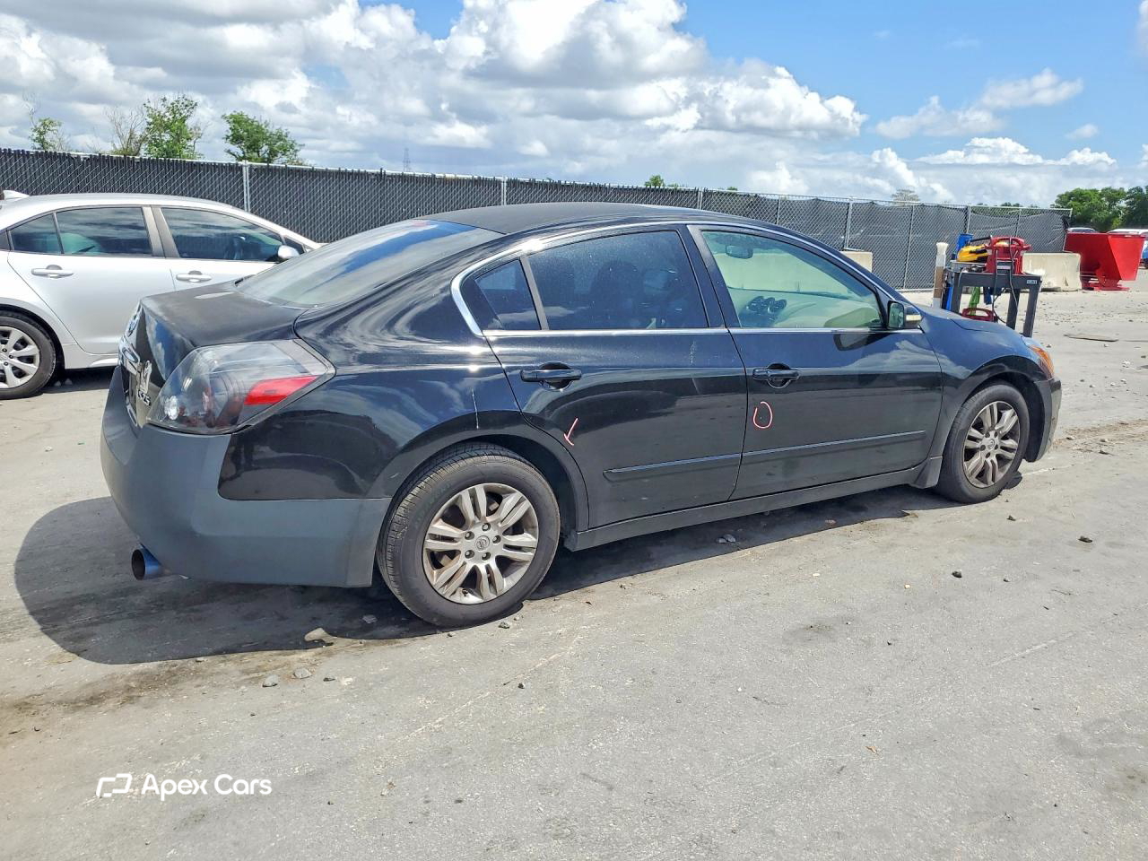 Nissan Altima 2012