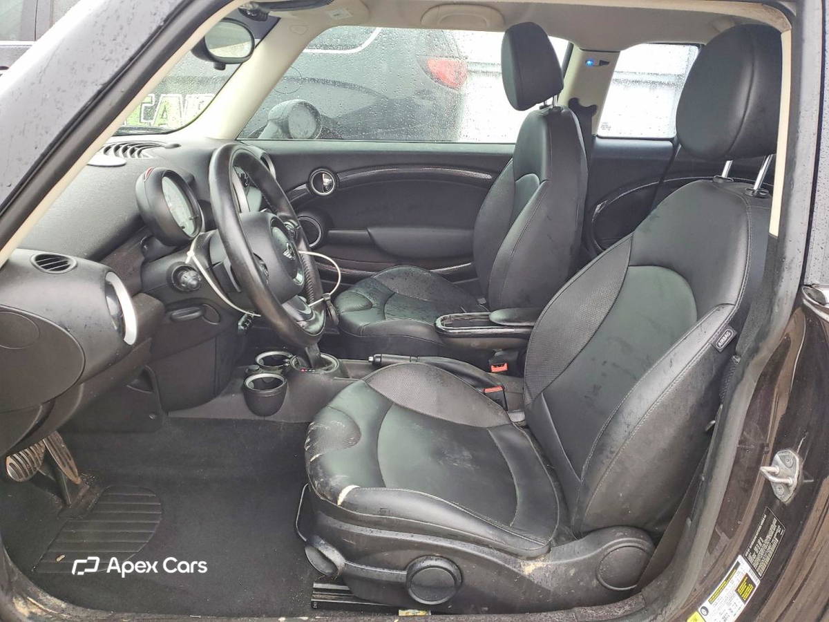 MINI Cooper 2013