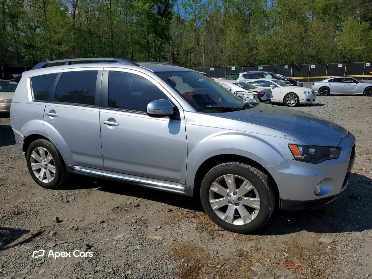 Mitsubishi Outlander 2012