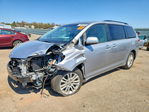 Toyota Sienna 2012