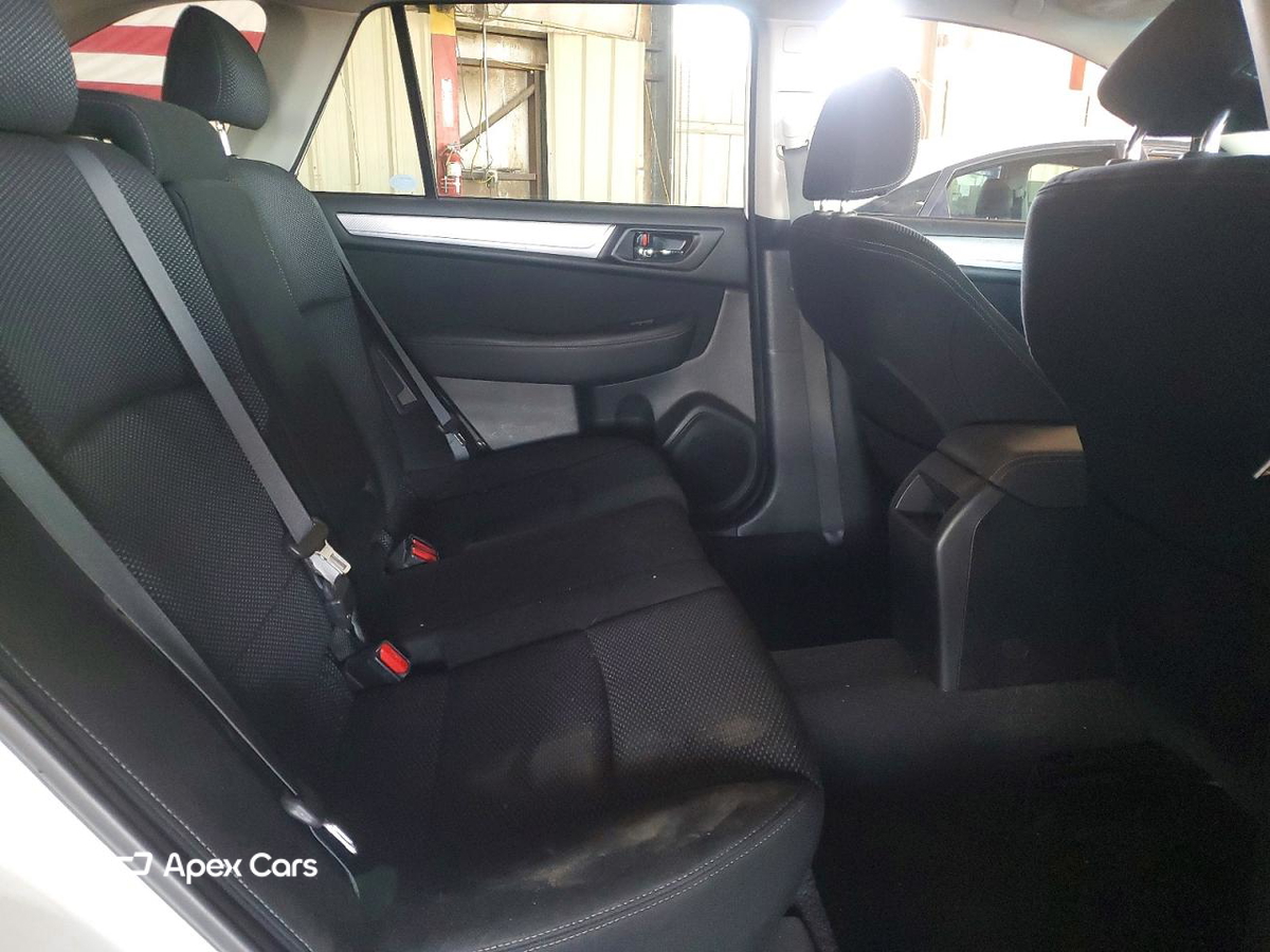 Subaru Outback 2016