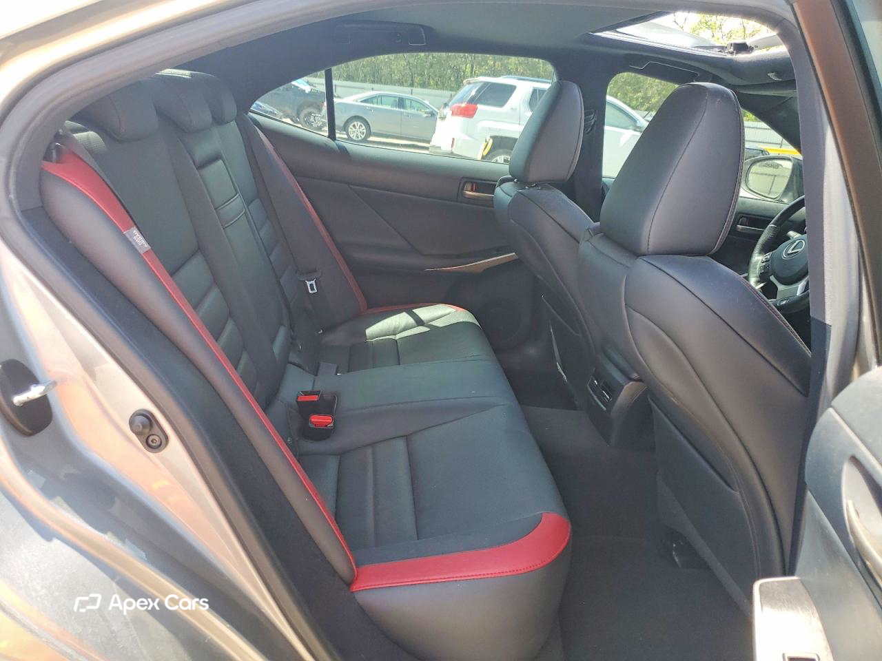 Lexus IS 2019