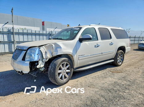 GMC Yukon 2013 - Image 1 of 13