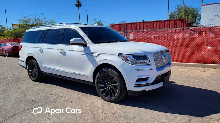 2020 Lincoln Navigator - Image 1 of 5
