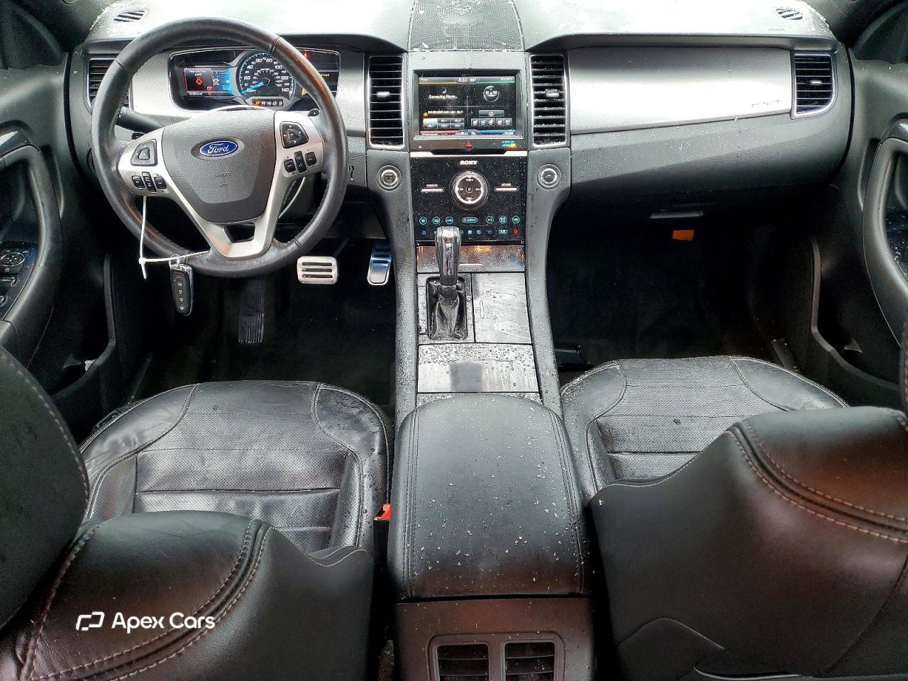 Ford Taurus 2015