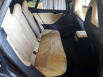 Tesla Model S 2016