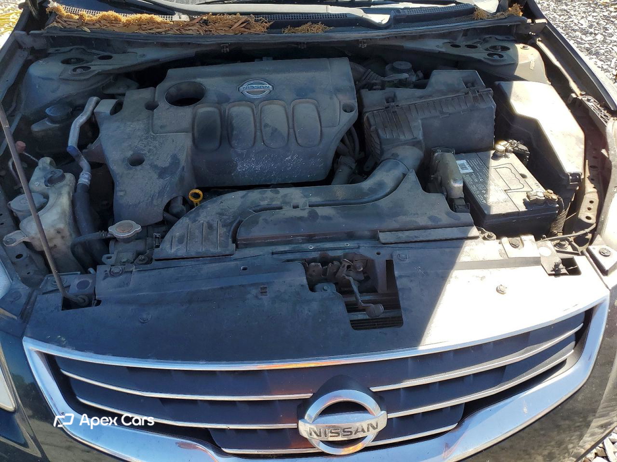 Nissan Altima 2010