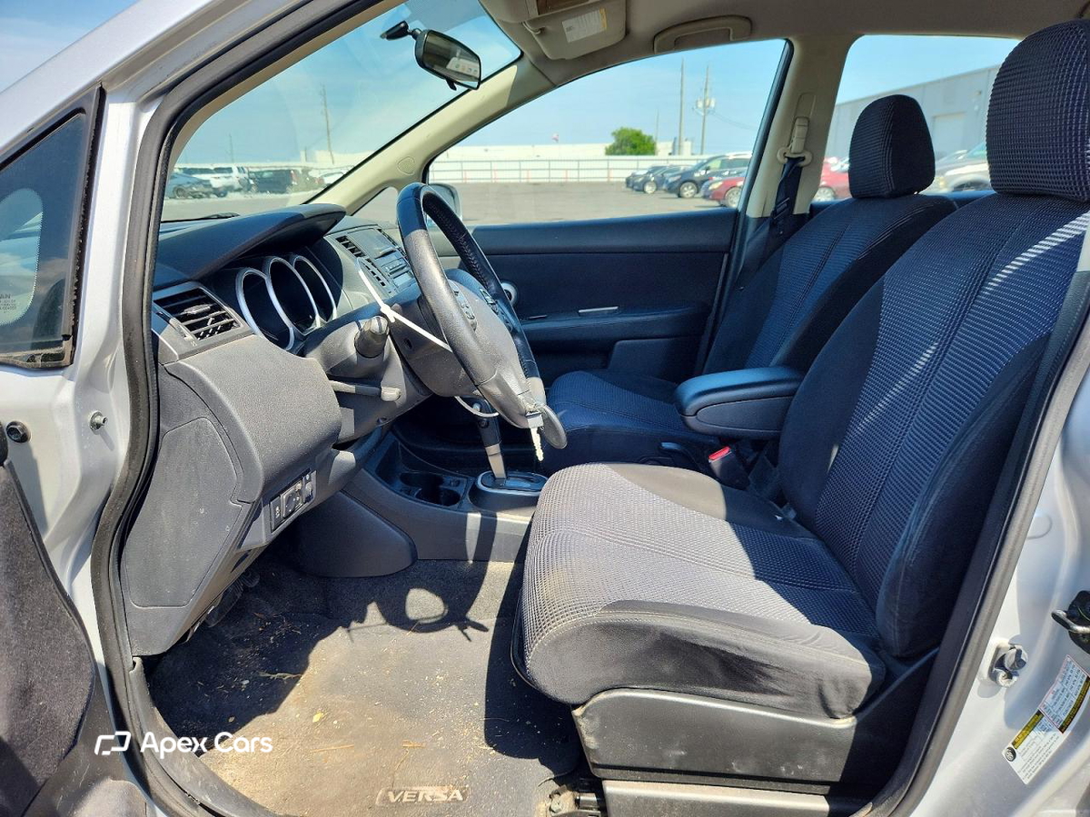 Nissan Versa 2010