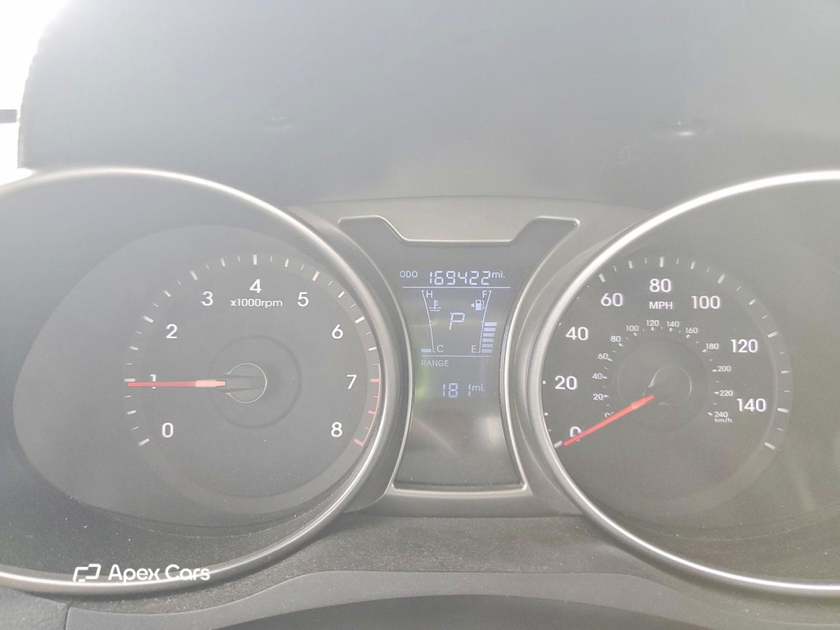Hyundai Veloster 2013