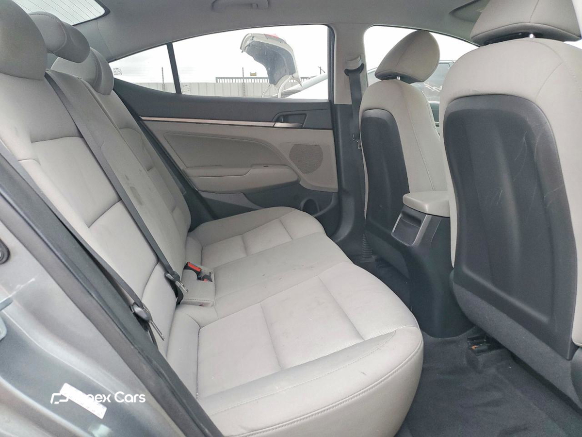 Hyundai Elantra 2018