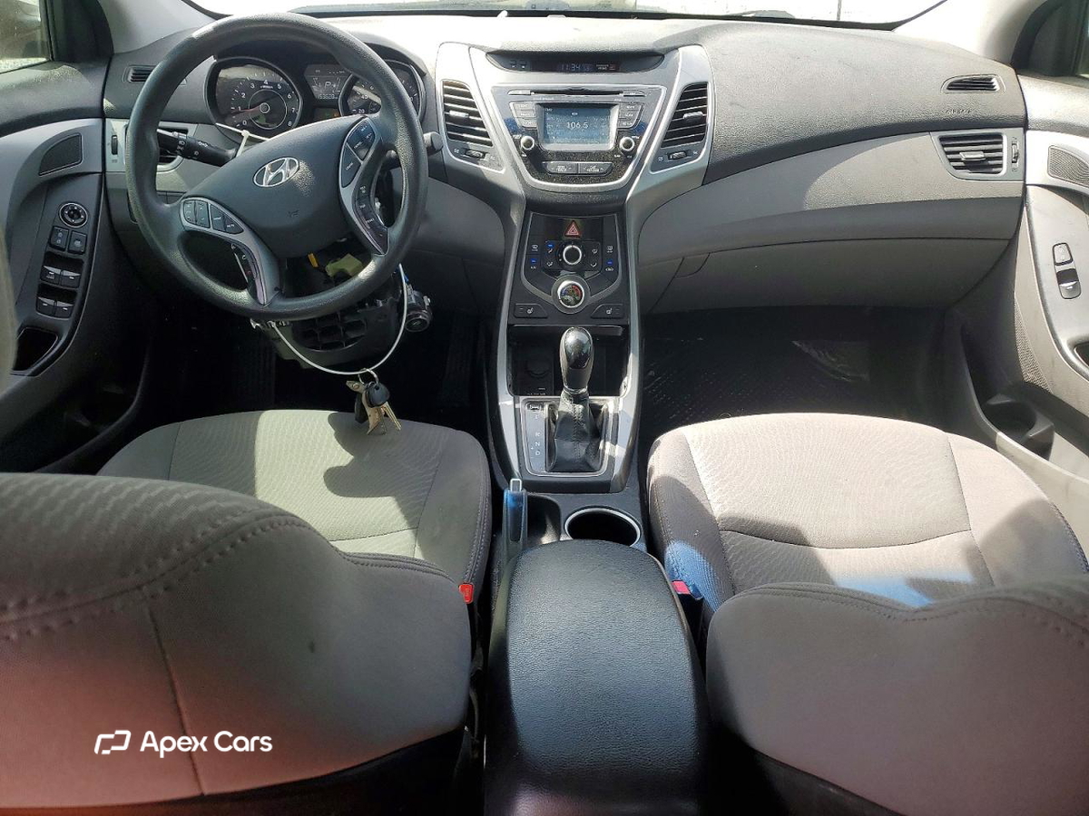 Hyundai Elantra 2014