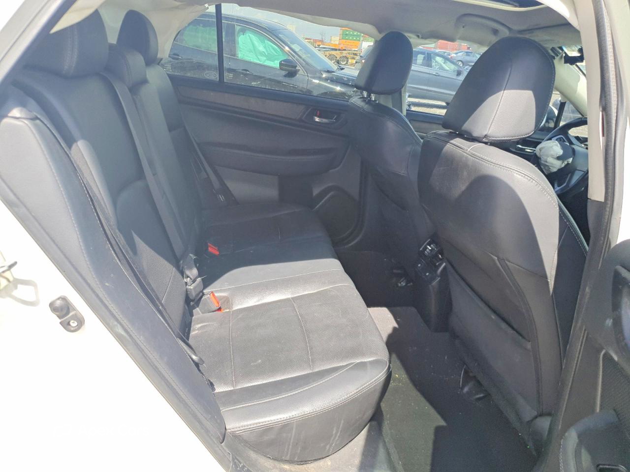 Subaru Outback 2016