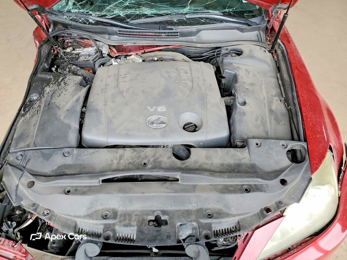 Lexus IS 2012